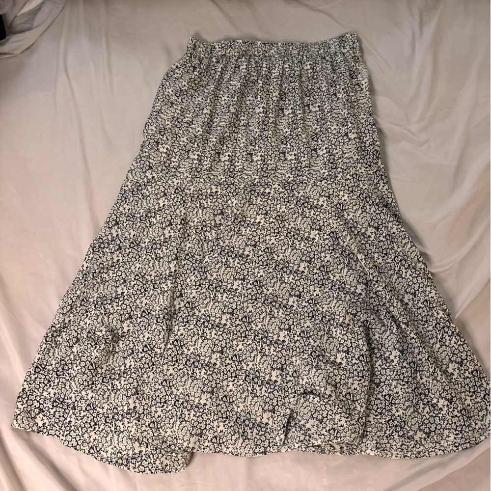 Lush Black and White Floral Midi Skirt